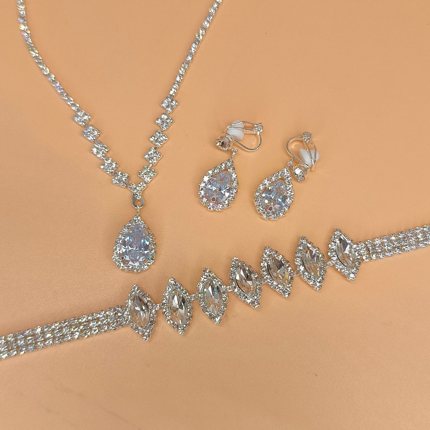 Brilliant Full Diamond Zircon Water Drop Necklace Eardrop Jewelry Set